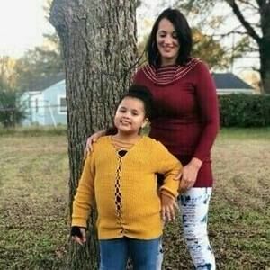 Meet your Posher, Crystal